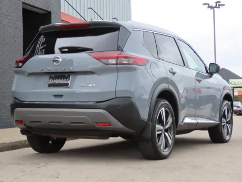 More photos of 2021 Nissan Rogue SL at Richmond Car and Truck Center, KY