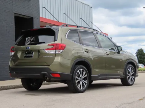 More photos of 2024 Subaru Forester Limited at Richmond Car and Truck Center, KY