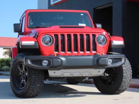 Red 2023 Jeep Gladiator Mojave for sale in Richmond, KY