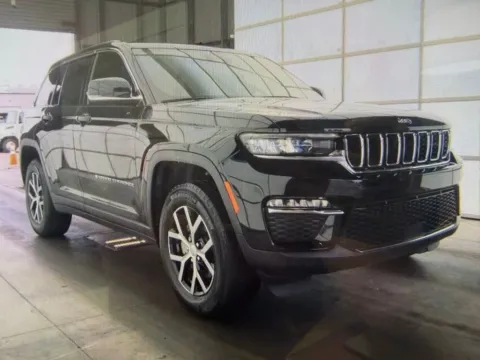 Black 2024 Jeep Grand Cherokee Limited for sale in Richmond, KY