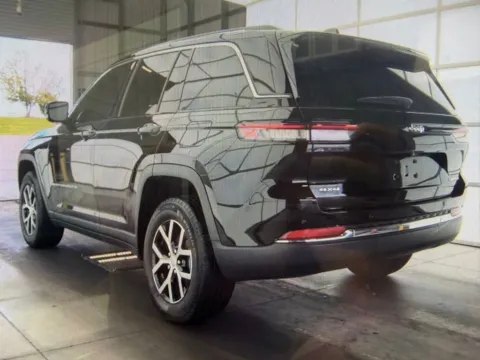 More photos of 2024 Jeep Grand Cherokee Limited at Richmond Car and Truck Center, KY