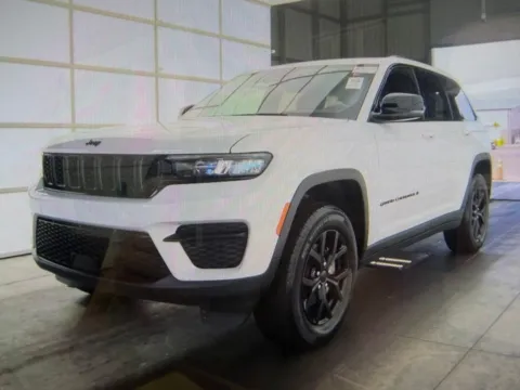 Photos of 2025 Jeep Grand Cherokee Altitude for sale in Richmond, KY at Richmond Car and Truck Center
