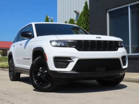Photos of 2025 Jeep Grand Cherokee Altitude for sale in Richmond, KY at Richmond Car and Truck Center