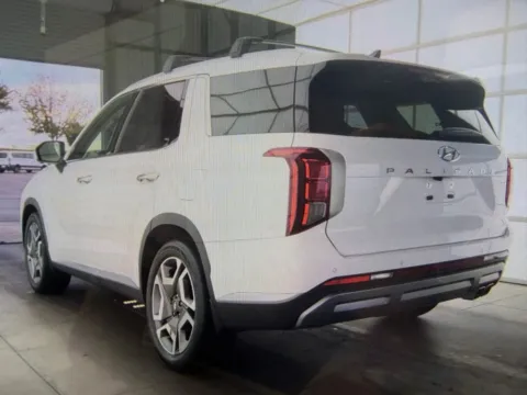 More photos of 2023 Hyundai Palisade SEL at Richmond Car and Truck Center, KY