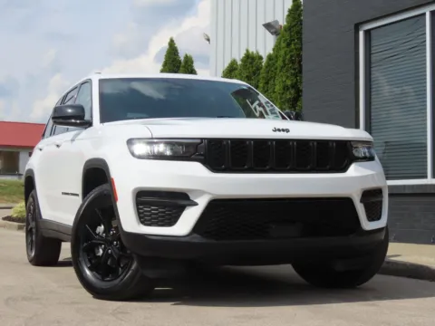 Photos of 2025 Jeep Grand Cherokee Altitude for sale in Richmond, KY at Richmond Car and Truck Center