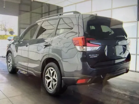 More photos of 2020 Subaru Forester Premium at Richmond Car and Truck Center, KY