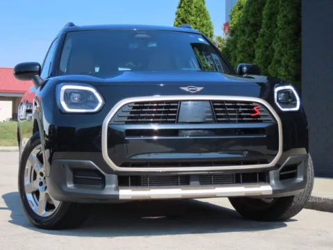 Black 2025 MINI Cooper S Countryman Signature Plus for sale in Richmond, KY