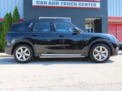 Another view of 2025 MINI Cooper S Countryman Signature Plus for sale in Richmond, KY at Richmond Car and Truck Center