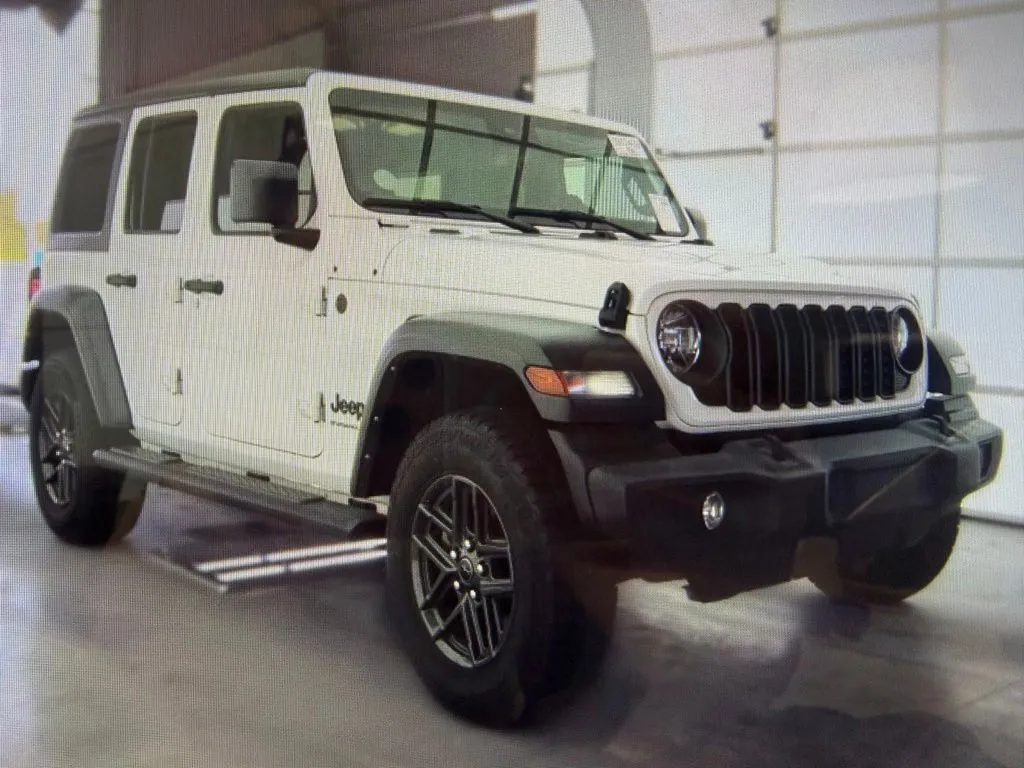 White 2024 Jeep Wrangler Sport S for sale in Richmond, KY