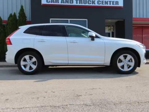 Another view of 2022 Volvo XC60 B5 Momentum for sale in Richmond, KY at Richmond Car and Truck Center