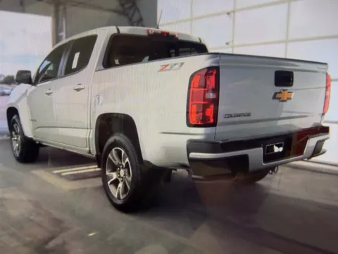 More photos of 2016 Chevrolet Colorado Z71 at Richmond Car and Truck Center, KY