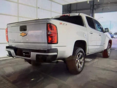More photos of 2016 Chevrolet Colorado Z71 at Richmond Car and Truck Center, KY