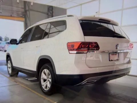 More photos of 2018 Volkswagen Atlas 3.6L V6 SE at Richmond Car and Truck Center, KY