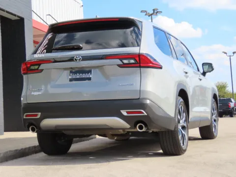 More photos of 2025 Toyota Grand Highlander Hybrid MAX Limited at Richmond Car and Truck Center, KY
