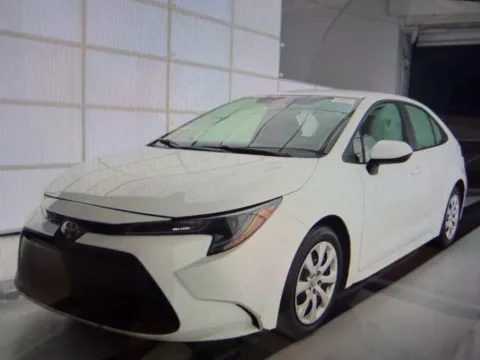 White 2024 Toyota Corolla LE for sale in Richmond, KY