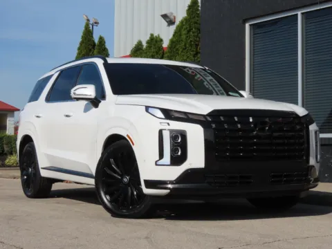 Photos of 2024 Hyundai Palisade Calligraphy Night Edition for sale in Richmond, KY at Richmond Car and Truck Center