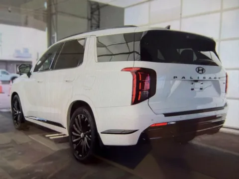 More photos of 2024 Hyundai Palisade Calligraphy Night Edition at Richmond Car and Truck Center, KY
