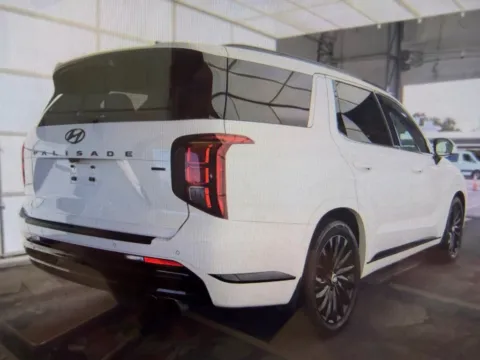 More photos of 2024 Hyundai Palisade Calligraphy Night Edition at Richmond Car and Truck Center, KY