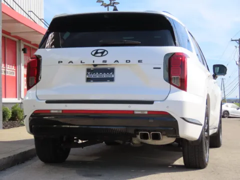 More photos of 2024 Hyundai Palisade Calligraphy Night Edition at Richmond Car and Truck Center, KY