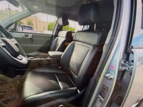 More photos of 2024 Hyundai Santa Fe Limited at Richmond Car and Truck Center, KY