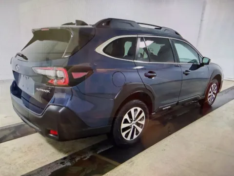 More photos of 2023 Subaru Outback Premium at Richmond Car and Truck Center, KY