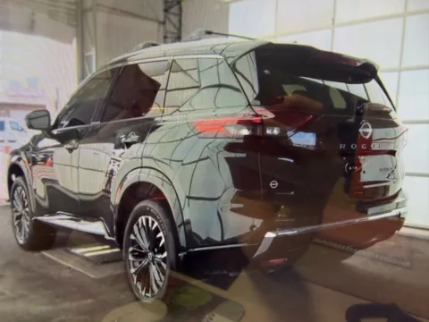 More photos of 2026 Nissan Rogue Platinum at Richmond Car and Truck Center, KY