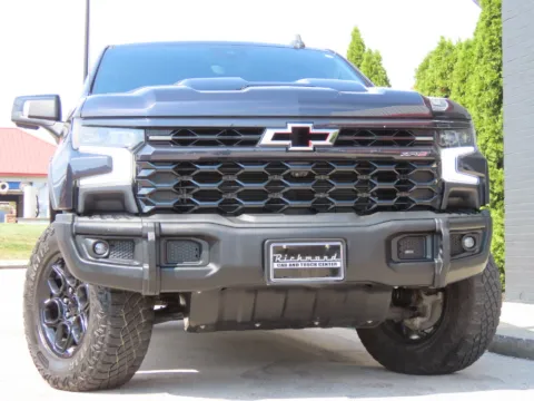 Gray 2023 Chevrolet Silverado 1500 ZR2 for sale in Richmond, KY