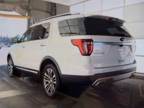More photos of 2017 Ford Explorer Platinum at Richmond Car and Truck Center, KY