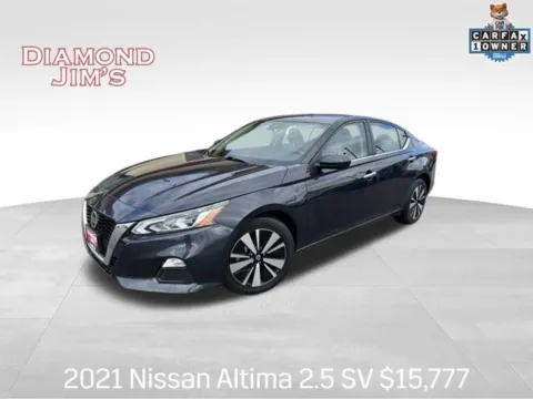 Blue 2021 Nissan Altima 2.5 SV for sale in Milwaukee, WI