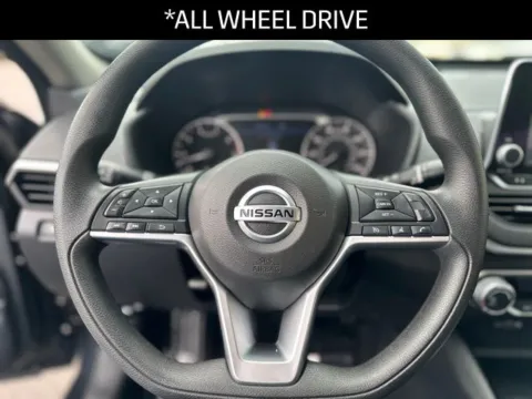 More photos of 2021 Nissan Altima 2.5 SV at Diamond Jim's West Allis, WI