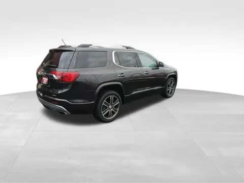 More photos of 2018 GMC Acadia Denali at Diamond Jim's West Allis, WI
