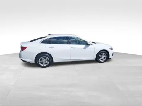 More photos of 2023 Chevrolet Malibu LS at Diamond Jim's West Allis, WI
