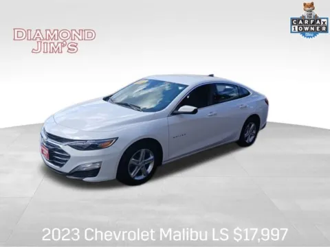 White 2023 Chevrolet Malibu LS for sale in Milwaukee, WI