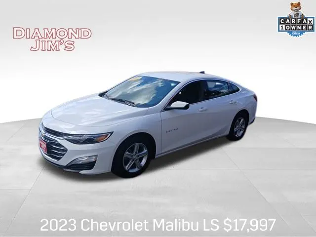 White 2023 Chevrolet Malibu LS for sale in Milwaukee, WI
