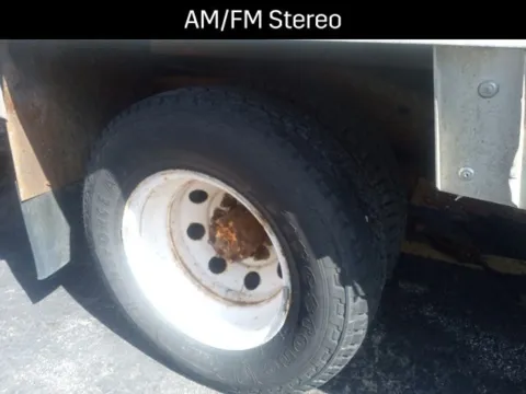 More photos of 1993 Ford E-350SD Standard at Diamond Jim's West Allis, WI