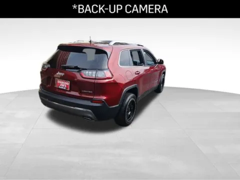 More photos of 2019 Jeep Cherokee Limited at Diamond Jim's West Allis, WI