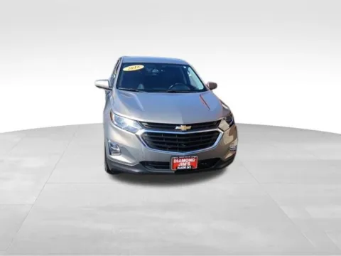 Photos of 2018 Chevrolet Equinox LT for sale in Milwaukee, WI at Diamond Jim's West Allis
