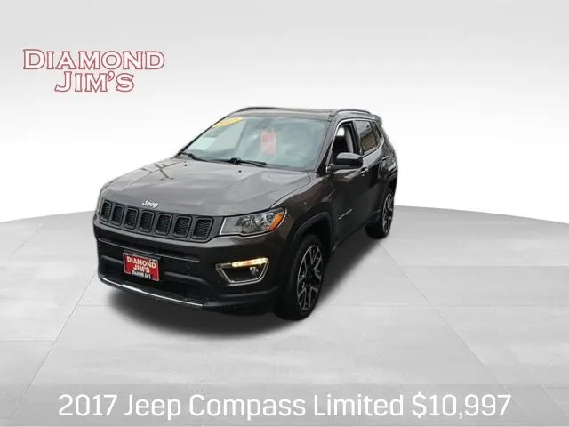 Gray 2017 Jeep New Compass Limited for sale in Milwaukee, WI