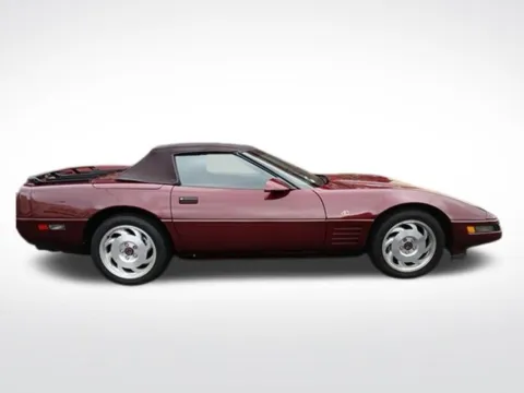 Another view of 1993 Chevrolet Corvette 40th anniversary edition for sale in Milwaukee, WI at Diamond Jim's West Allis