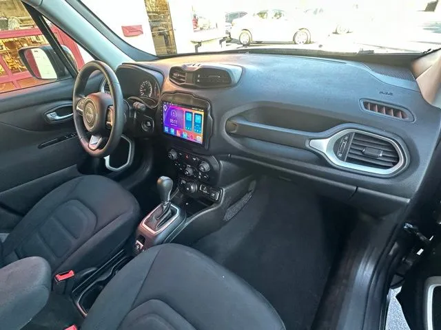2020 Jeep Renegade Latitude - Photo 22