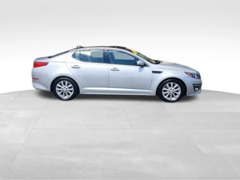 More photos of 2015 Kia Optima EX at Diamond Jim's West Allis, WI