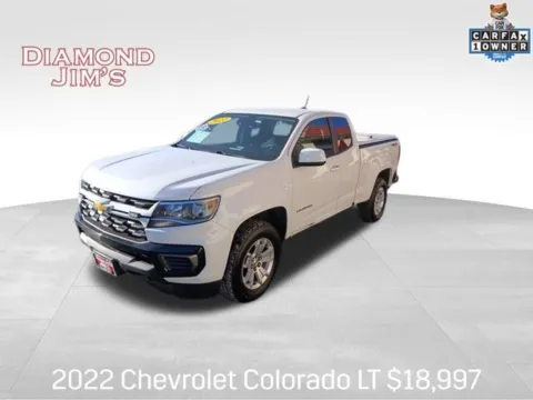 White 2022 Chevrolet Colorado LT for sale in Milwaukee, WI