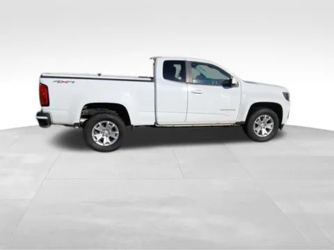 More photos of 2022 Chevrolet Colorado LT at Diamond Jim's West Allis, WI