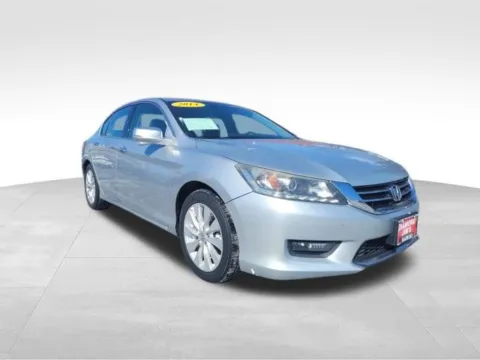 Another view of 2014 Honda Accord EX-L for sale in Milwaukee, WI at Diamond Jim's West Allis