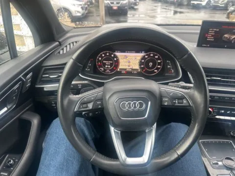 More photos of 2018 Audi Q7 3.0T Prestige at Diamond Jim's West Allis, WI