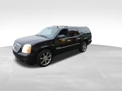 Photos of 2011 GMC Yukon XL Denali for sale in Milwaukee, WI at Diamond Jim's West Allis