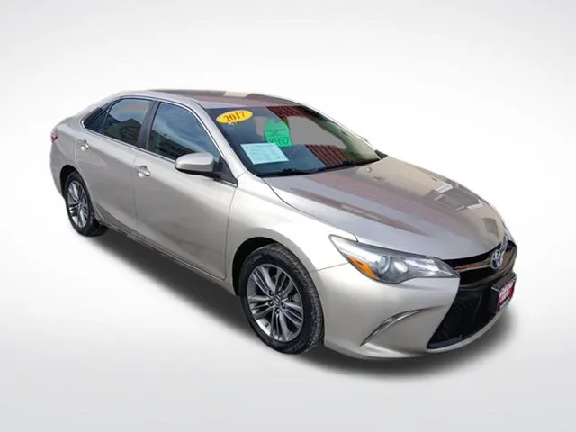 Beige 2017 Toyota Camry SE for sale in Milwaukee, WI