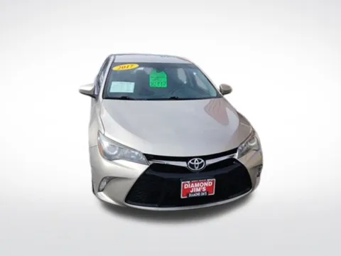 Photos of 2017 Toyota Camry SE for sale in Milwaukee, WI at Diamond Jim's West Allis