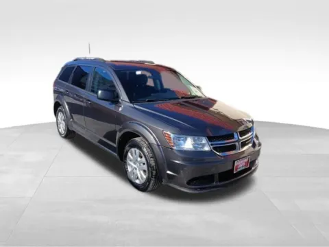 Another view of 2017 Dodge Journey SE for sale in Milwaukee, WI at Diamond Jim's West Allis