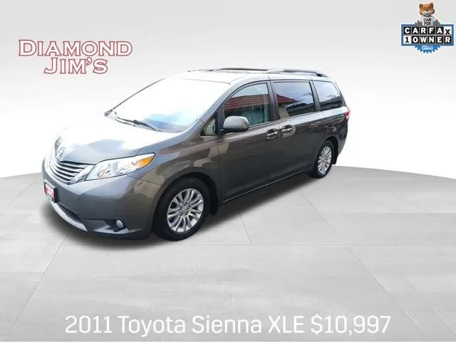 Gray 2011 Toyota Sienna XLE for sale in Milwaukee, WI